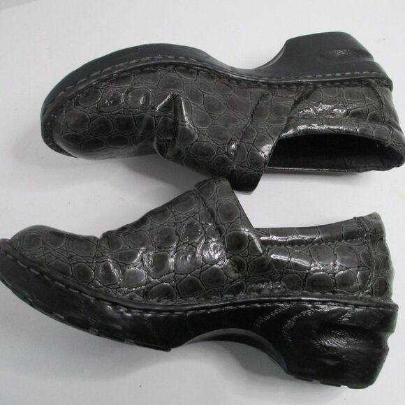 B.O.C. Born of Concept Gray Peggy Crocodile Print Slip-On Clogs Size 7.5/38.5 - Picture 11 of 16